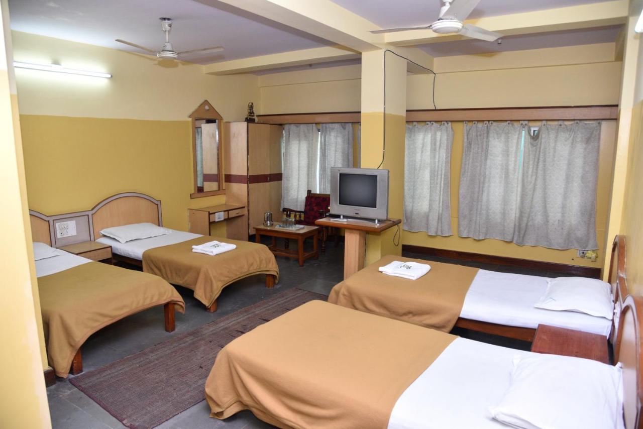 Отель S S Residency Sr Nagar Kanteerava Stadium Mallya Hospital Vfs Global Tech Park Бангалор Экстерьер фото